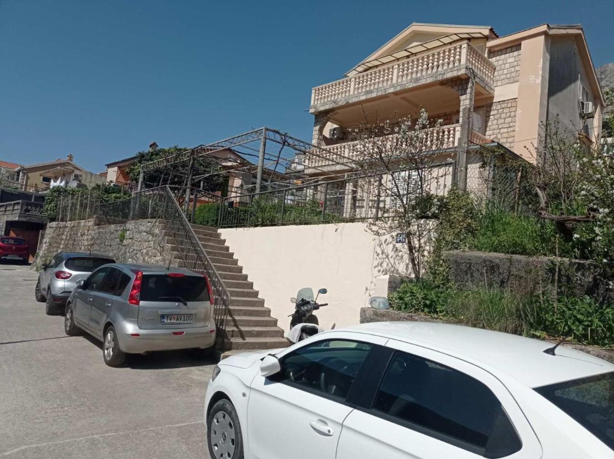 Apartment Ivan Kotor Bagian luar foto